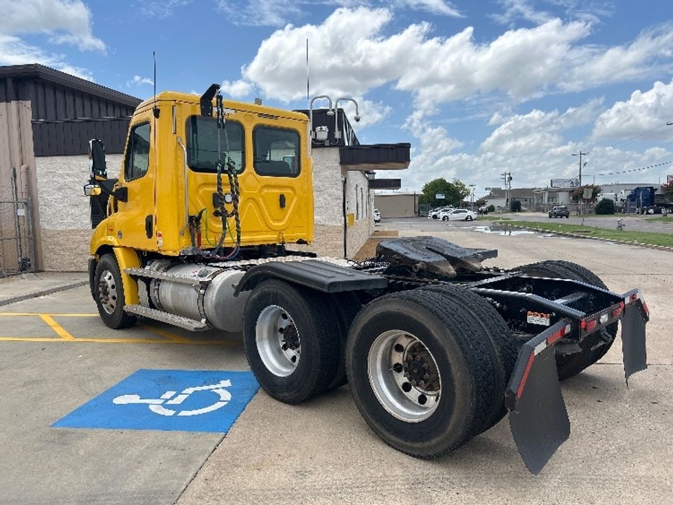 Day Cab Tractor-Heavy Duty Tractors-Freightliner-2020-Cascadia 11364ST-Oklahoma City-OK-340,889\n\t\tmiles-$ 41,250 - Image 5