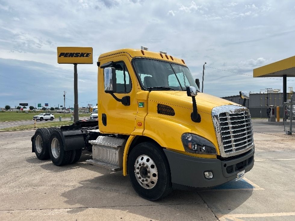 Day Cab Tractor-Heavy Duty Tractors-Freightliner-2020-Cascadia 11364ST-Oklahoma City-OK-503,912\n\t\tmiles-$ 32,500 - Image 1
