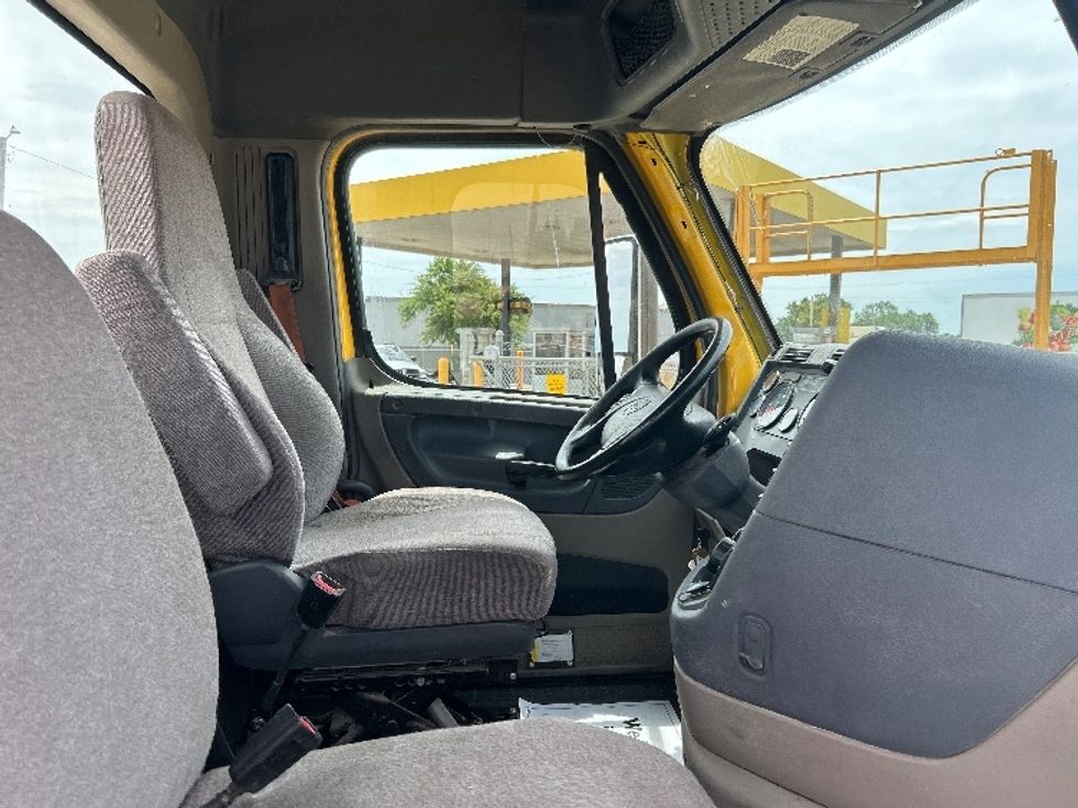 Day Cab Tractor-Heavy Duty Tractors-Freightliner-2020-Cascadia 11364ST-Oklahoma City-OK-503,912\n\t\tmiles-$ 32,500 - Image 14