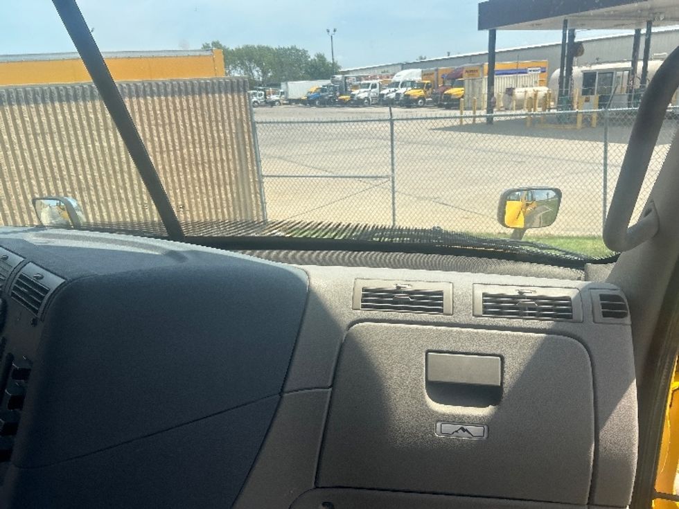 Day Cab Tractor-Heavy Duty Tractors-Freightliner-2020-Cascadia 11364ST-Oklahoma City-OK-570,961\n\t\tmiles-$ 28,250 - Image 13