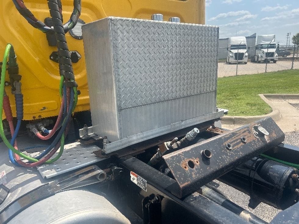 Day Cab Tractor-Heavy Duty Tractors-Freightliner-2020-Cascadia 11364ST-Oklahoma City-OK-570,961\n\t\tmiles-$ 28,250 - Image 17