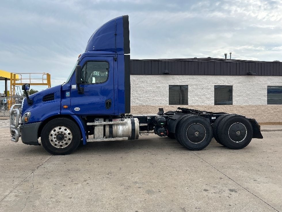 Day Cab Tractor-Heavy Duty Tractors-Freightliner-2020-Cascadia 11364ST-Oklahoma City-OK-631,098\n\t\tmiles-$ 29,500 - Image 4