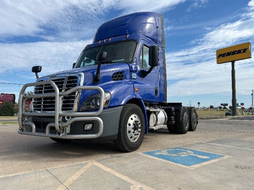 Day Cab Tractor-Heavy Duty Tractors-Freightliner-2020-Cascadia 11364ST-Oklahoma City-OK-664,924\n\t\tmiles-$ 29,500 - Image 3