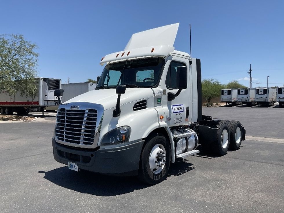 Day Cab Tractor-Heavy Duty Tractors-Freightliner-2020-Cascadia 11364ST-Phoenix-AZ-247,961\n\t\tmiles-$ 42,250 - Image 3