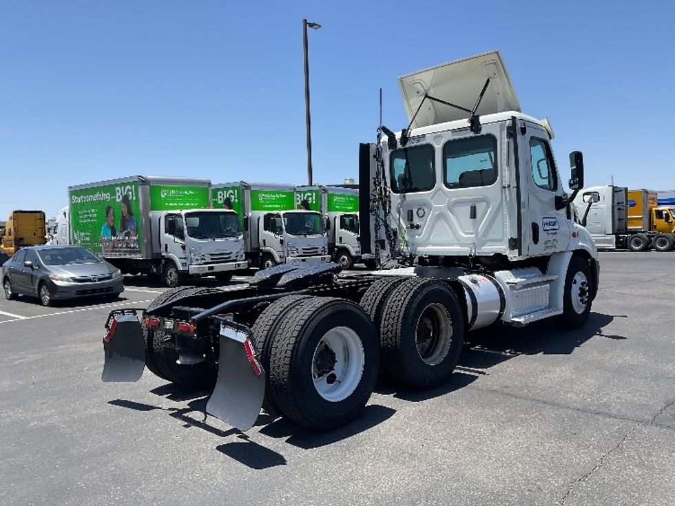 Day Cab Tractor-Heavy Duty Tractors-Freightliner-2020-Cascadia 11364ST-Phoenix-AZ-247,961\n\t\tmiles-$ 42,250 - Image 7