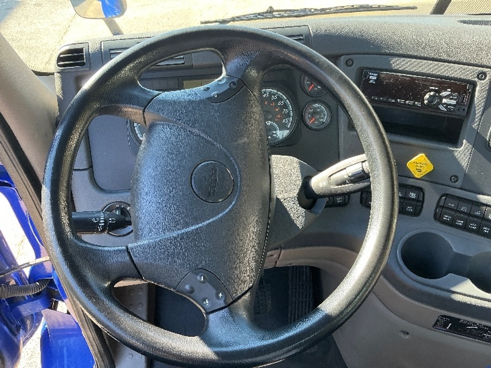 Day Cab Tractor-Heavy Duty Tractors-Freightliner-2020-Cascadia 11364ST-Prince George-VA-348,525\n\t\tmiles-$ 47,500 - Image 11