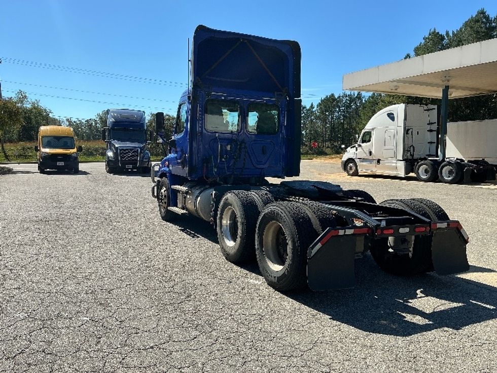 Day Cab Tractor-Heavy Duty Tractors-Freightliner-2020-Cascadia 11364ST-Prince George-VA-405,423\n\t\tmiles-$ 44,500 - Image 5