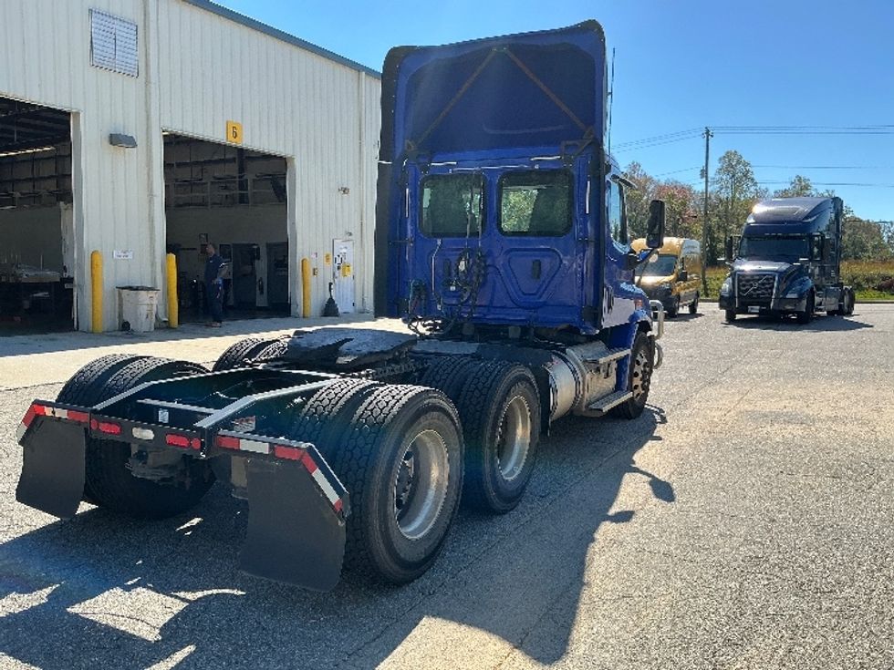 Day Cab Tractor-Heavy Duty Tractors-Freightliner-2020-Cascadia 11364ST-Prince George-VA-405,423\n\t\tmiles-$ 44,500 - Image 7