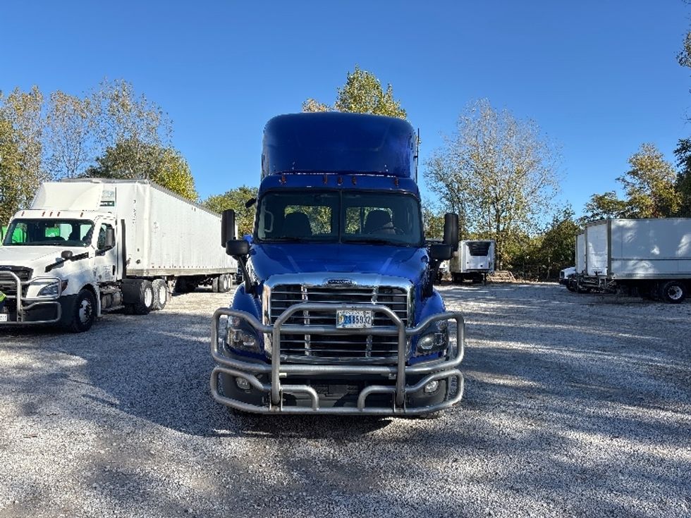 Day Cab Tractor-Heavy Duty Tractors-Freightliner-2020-Cascadia 11364ST-South Bend-IN-433,390\n\t\tmiles-$ 40,500 - Image 2
