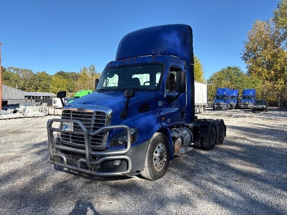Day Cab Tractor-Heavy Duty Tractors-Freightliner-2020-Cascadia 11364ST-South Bend-IN-433,390\n\t\tmiles-$ 40,500 - Image 3