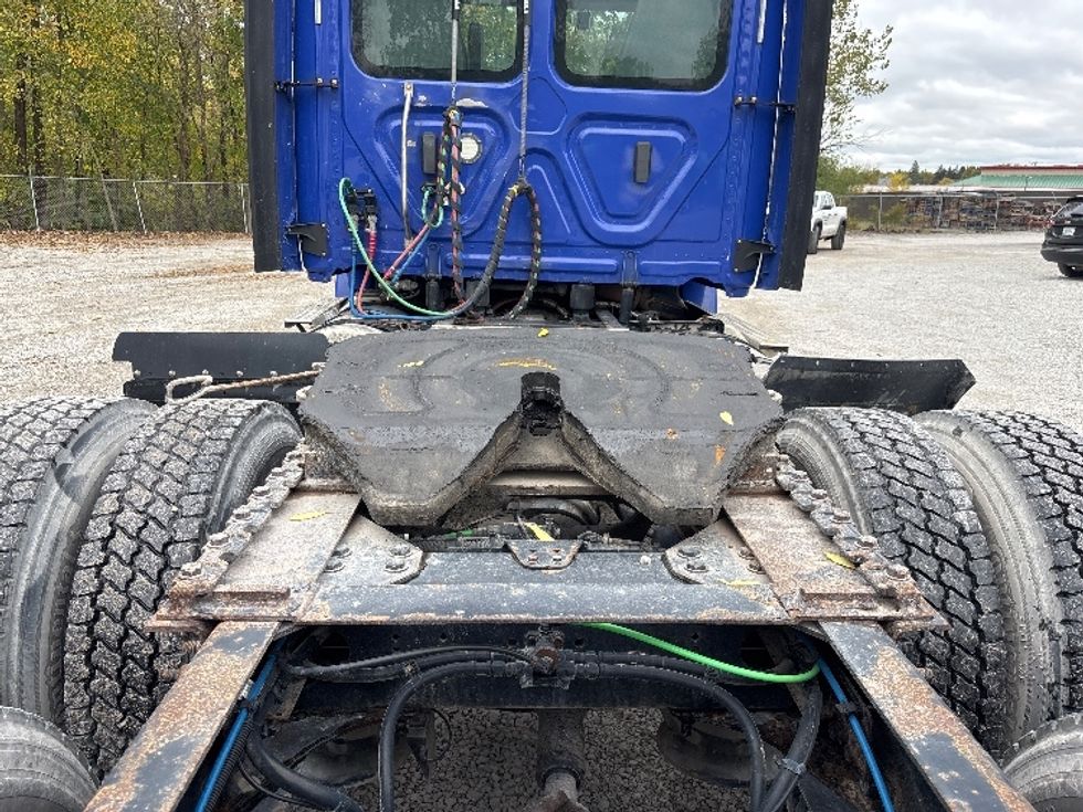 Day Cab Tractor-Heavy Duty Tractors-Freightliner-2020-Cascadia 11364ST-South Bend-IN-472,324\n\t\tmiles-$ 37,250 - Image 6