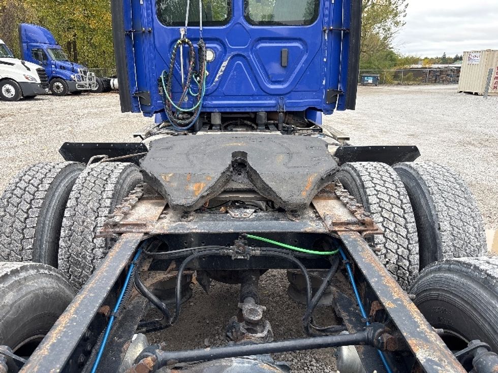 Day Cab Tractor-Heavy Duty Tractors-Freightliner-2020-Cascadia 11364ST-South Bend-IN-540,489\n\t\tmiles-$ 31,500 - Image 6