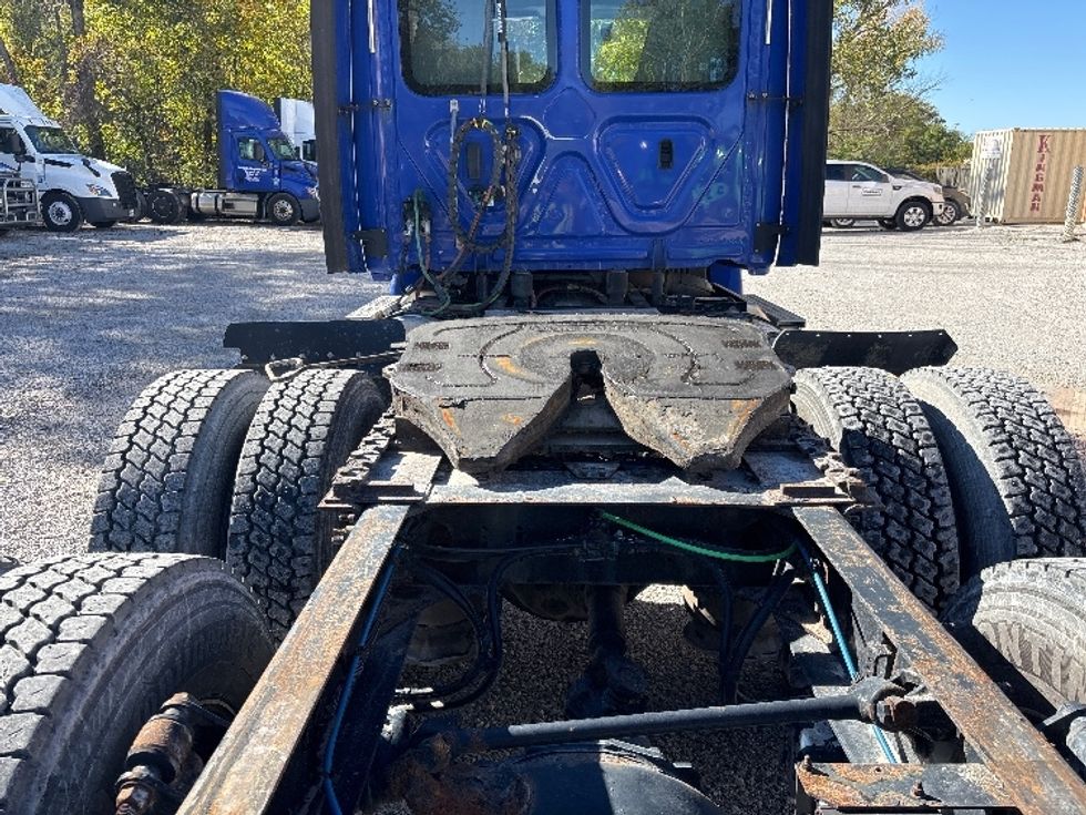 Day Cab Tractor-Heavy Duty Tractors-Freightliner-2020-Cascadia 11364ST-South Bend-IN-546,730\n\t\tmiles-$ 31,000 - Image 6