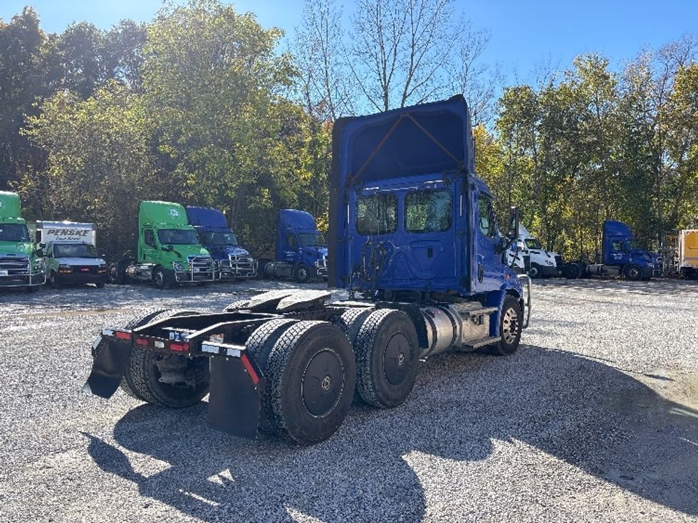 Day Cab Tractor-Heavy Duty Tractors-Freightliner-2020-Cascadia 11364ST-South Bend-IN-546,730\n\t\tmiles-$ 31,000 - Image 7