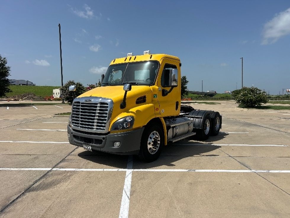 Day Cab Tractor-Heavy Duty Tractors-Freightliner-2020-Cascadia 11364ST-Terrell-TX-392,646\n\t\tmiles-$ 39,250 - Image 3