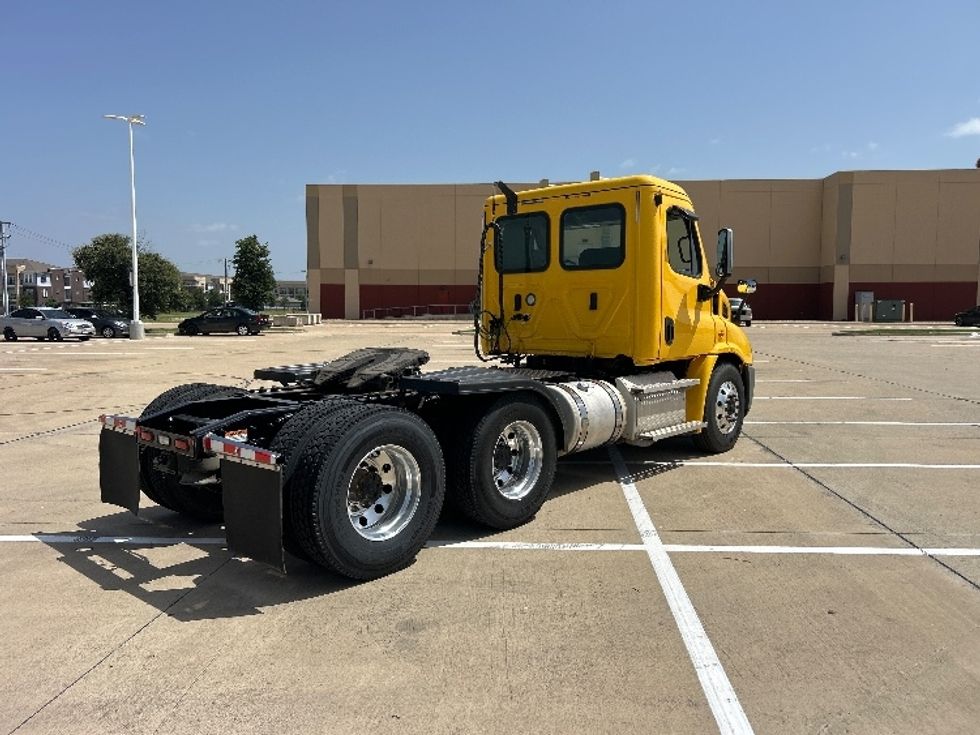 Day Cab Tractor-Heavy Duty Tractors-Freightliner-2020-Cascadia 11364ST-Terrell-TX-392,646\n\t\tmiles-$ 39,250 - Image 7