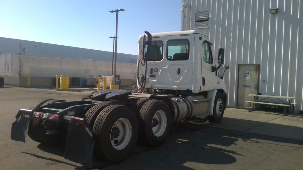 Day Cab Tractor-Heavy Duty Tractors-Freightliner-2020-Cascadia 11364ST-Tracy-CA-308,384\n\t\tmiles-$ 44,000 - Image 7