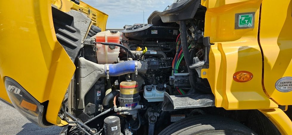 Day Cab Tractor-Heavy Duty Tractors-Freightliner-2020-Cascadia 11364ST-Tulsa-OK-305,437\n\t\tmiles-$ 45,250 - Image 16