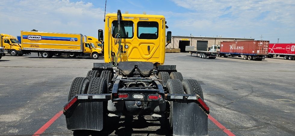 Day Cab Tractor-Heavy Duty Tractors-Freightliner-2020-Cascadia 11364ST-Tulsa-OK-305,437\n\t\tmiles-$ 45,250 - Image 6