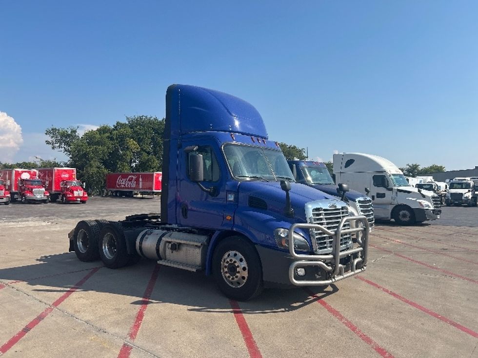 Day Cab Tractor-Heavy Duty Tractors-Freightliner-2020-Cascadia 11364ST-Tulsa-OK-360,328\n\t\tmiles-$ 49,000 - Image 1