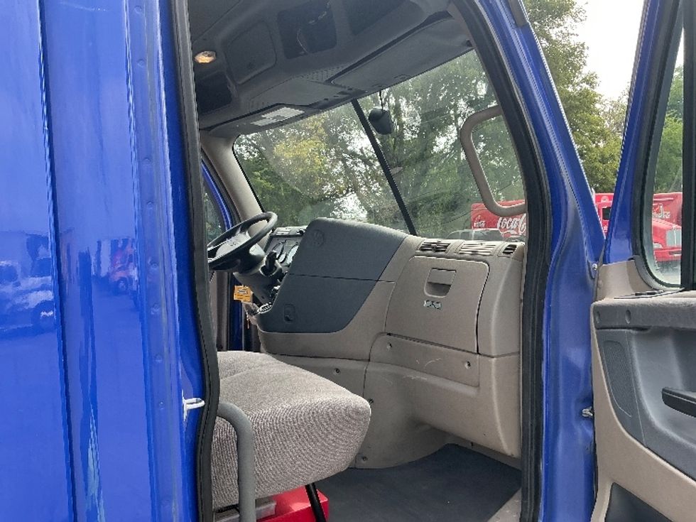 Day Cab Tractor-Heavy Duty Tractors-Freightliner-2020-Cascadia 11364ST-Tulsa-OK-360,328\n\t\tmiles-$ 49,000 - Image 12