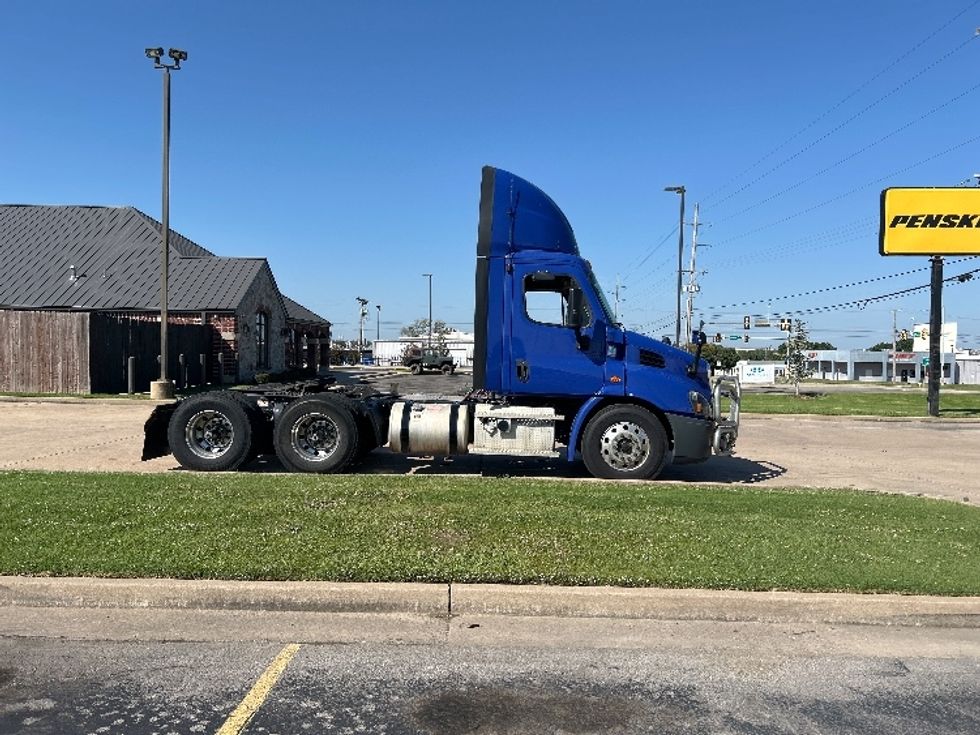 Day Cab Tractor-Heavy Duty Tractors-Freightliner-2020-Cascadia 11364ST-Tulsa-OK-360,328\n\t\tmiles-$ 49,000 - Image 8