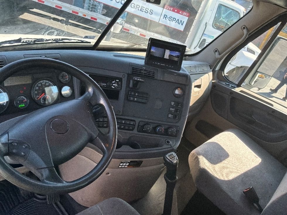 Day Cab Tractor-Heavy Duty Tractors-Freightliner-2020-Cascadia 11364ST-West Sacramento-CA-62,227\n\t\tmiles-$ 63,500 - Image 10