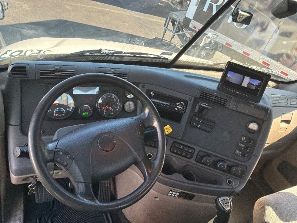 Day Cab Tractor-Heavy Duty Tractors-Freightliner-2020-Cascadia 11364ST-West Sacramento-CA-62,227\n\t\tmiles-$ 63,500 - Image 11