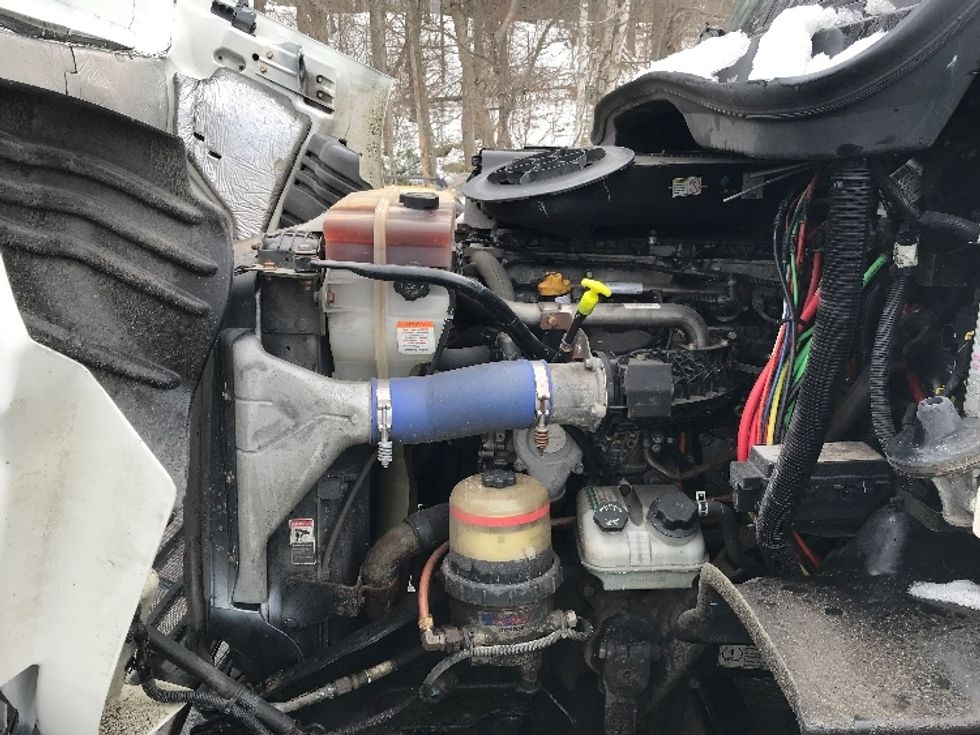 Day Cab Tractor-Heavy Duty Tractors-Freightliner-2020-Cascadia 11364ST-Westfield-MA-207,202\n\t\tmiles-$ 53,250 - Image 16
