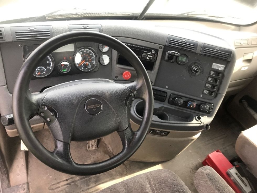 Day Cab Tractor-Heavy Duty Tractors-Freightliner-2020-Cascadia 11364ST-Wilkes Barre-PA-475,438\n\t\tmiles-$ 48,000 - Image 11