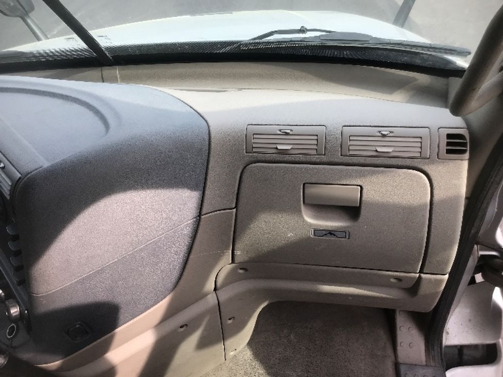 Day Cab Tractor-Heavy Duty Tractors-Freightliner-2020-Cascadia 11364ST-Wilkes Barre-PA-475,438\n\t\tmiles-$ 48,000 - Image 13