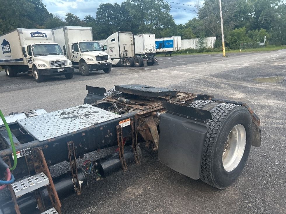 Day Cab Tractor-Heavy Duty Tractors-Freightliner-2020-Cascadia 12542ST-Fredonia-NY-272,912\n\t\tmiles-$ 44,000 - Image 17