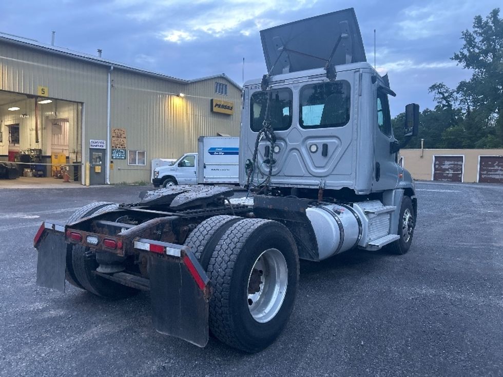 Day Cab Tractor-Heavy Duty Tractors-Freightliner-2020-Cascadia 12542ST-Fredonia-NY-315,821\n\t\tmiles-$ 41,750 - Image 7