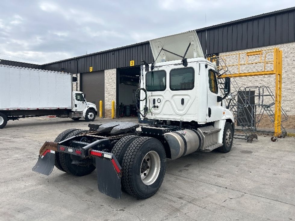 Day Cab Tractor-Heavy Duty Tractors-Freightliner-2020-Cascadia 12542ST-Indianapolis-IN-246,635\n\t\tmiles-$ 37,500 - Image 7