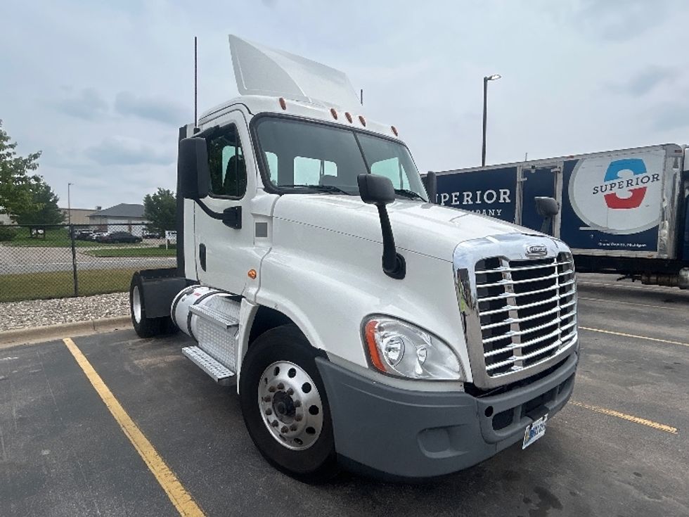 Day Cab Tractor-Heavy Duty Tractors-Freightliner-2020-Cascadia 12542ST-Kentwood-MI-328,884\n\t\tmiles-$ 37,500 - Image 1