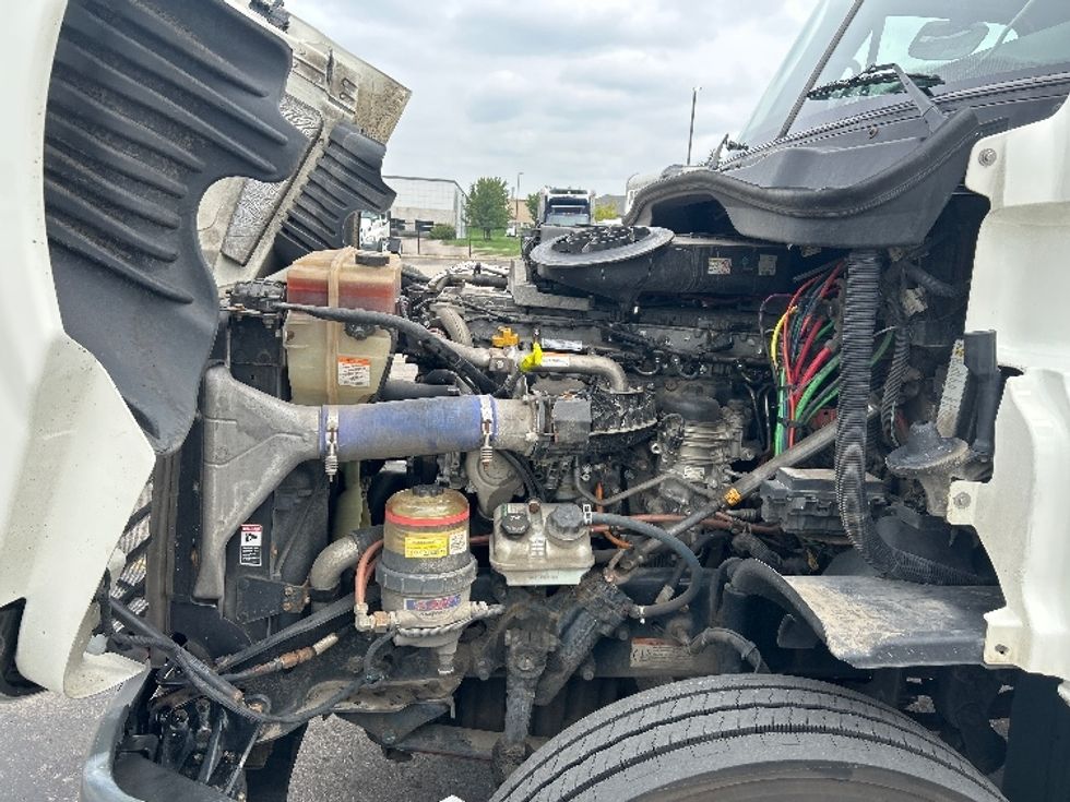 Day Cab Tractor-Heavy Duty Tractors-Freightliner-2020-Cascadia 12542ST-Kentwood-MI-372,025\n\t\tmiles-$ 38,250 - Image 16