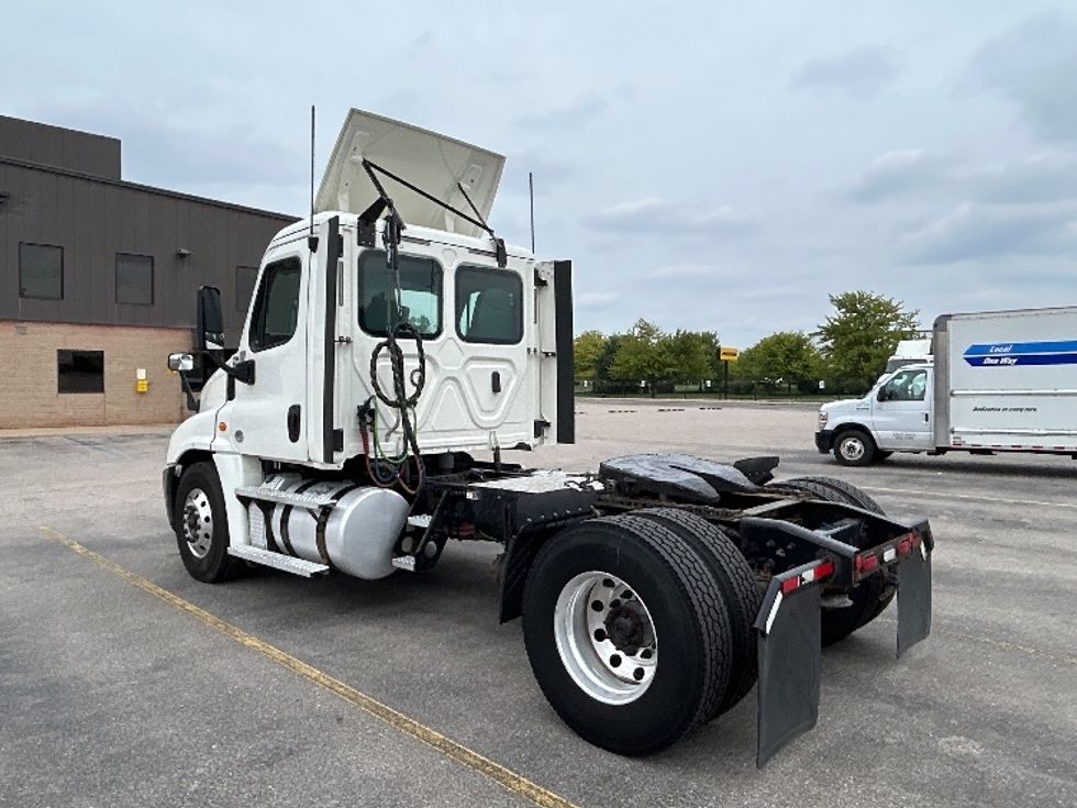 Day Cab Tractor-Heavy Duty Tractors-Freightliner-2020-Cascadia 12542ST-Kentwood-MI-372,025\n\t\tmiles-$ 38,250 - Image 5