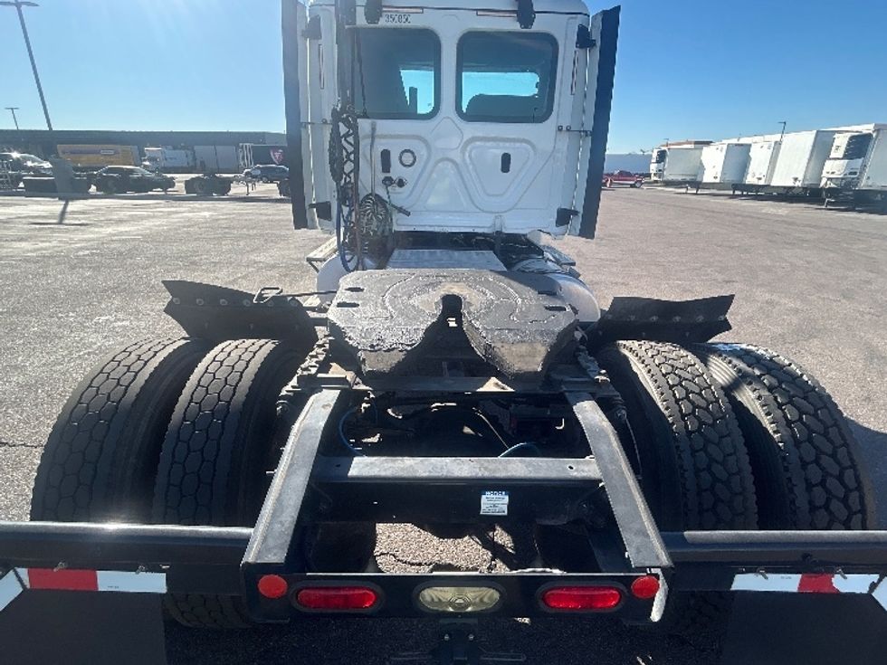 Day Cab Tractor-Heavy Duty Tractors-Freightliner-2020-Cascadia 12542ST-Phoenix-AZ-93,398\n\t\tmiles-$ 53,500 - Image 6