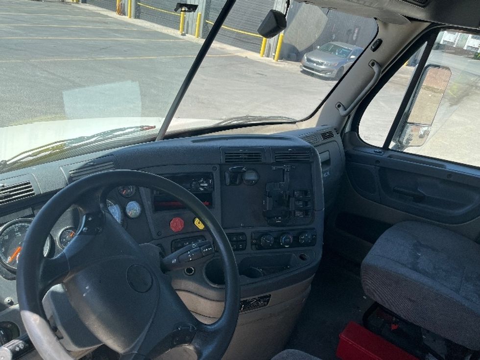 Day Cab Tractor-Heavy Duty Tractors-Freightliner-2020-Cascadia 12564ST-Albuquerque-NM-442,176\n\t\tmiles-$ 36,500 - Image 10