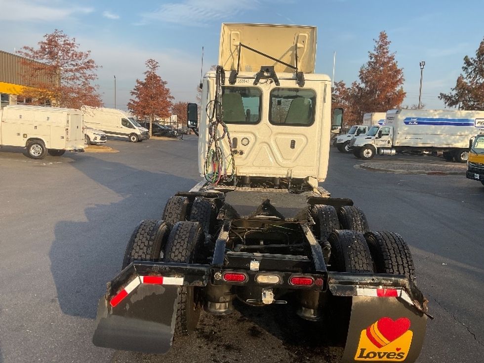 Day Cab Tractor-Heavy Duty Tractors-Freightliner-2020-Cascadia 12564ST-Augusta-GA-572,530\n\t\tmiles-$ 32,500 - Image 6