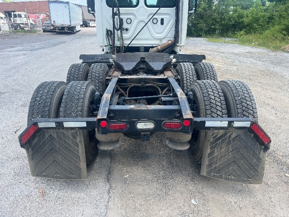Day Cab Tractor-Heavy Duty Tractors-Freightliner-2020-Cascadia 12564ST-Baltimore-MD-259,679\n\t\tmiles-$ 49,250 - Image 6