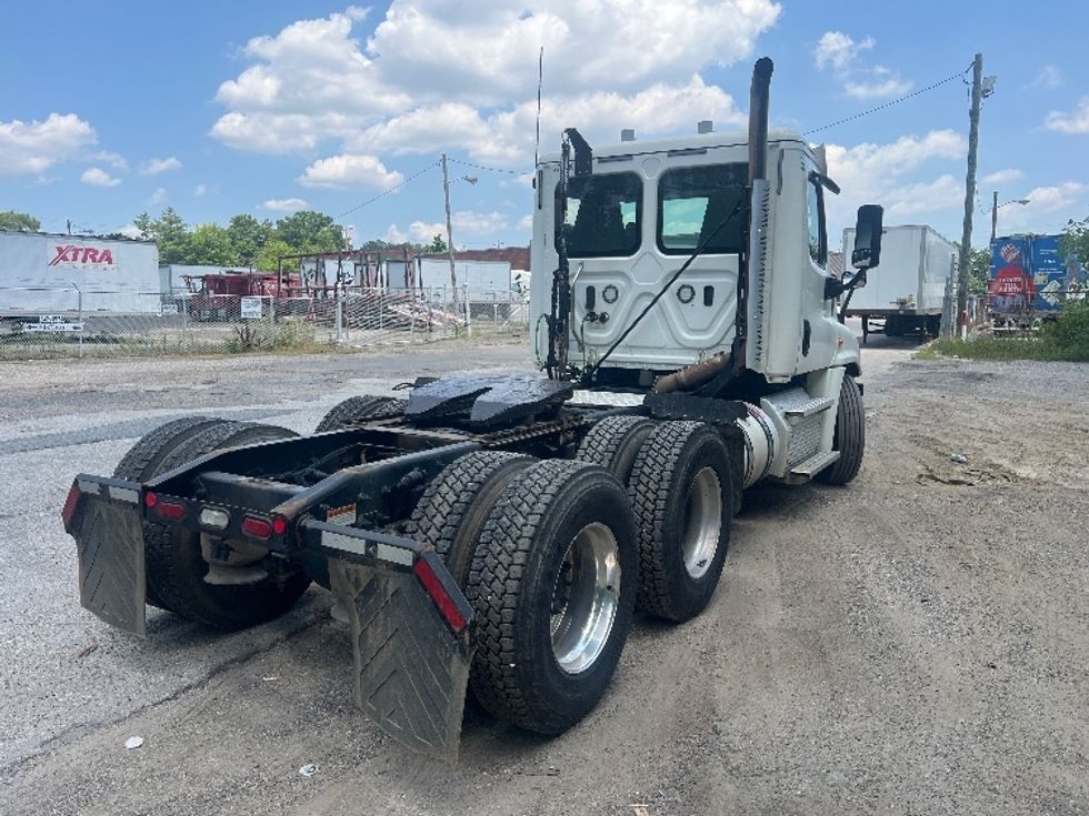 Day Cab Tractor-Heavy Duty Tractors-Freightliner-2020-Cascadia 12564ST-Baltimore-MD-259,679\n\t\tmiles-$ 49,250 - Image 7