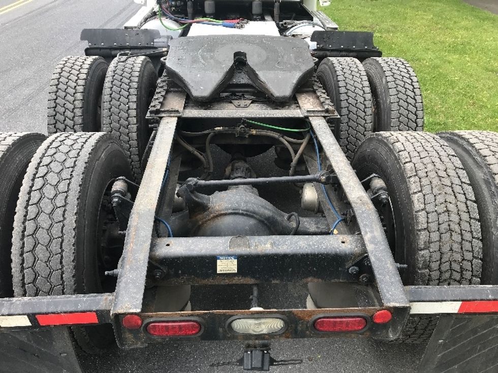 Day Cab Tractor-Heavy Duty Tractors-Freightliner-2020-Cascadia 12564ST-Bethlehem-PA-241,971\n\t\tmiles-$ 64,750 - Image 6