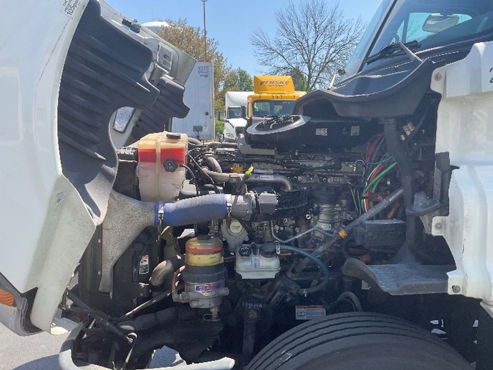 Day Cab Tractor-Heavy Duty Tractors-Freightliner-2020-Cascadia 12564ST-Bethlehem-PA-322,783\n\t\tmiles-$ 60,750 - Image 16