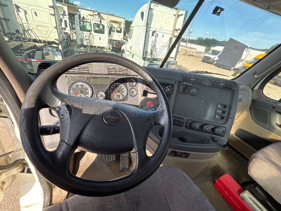 Day Cab Tractor-Heavy Duty Tractors-Freightliner-2020-Cascadia 12564ST-Birmingham-AL-457,886\n\t\tmiles-$ 44,750 - Image 10