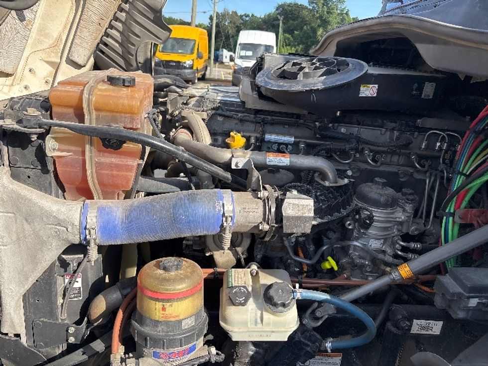 Day Cab Tractor-Heavy Duty Tractors-Freightliner-2020-Cascadia 12564ST-Birmingham-AL-457,886\n\t\tmiles-$ 44,750 - Image 15