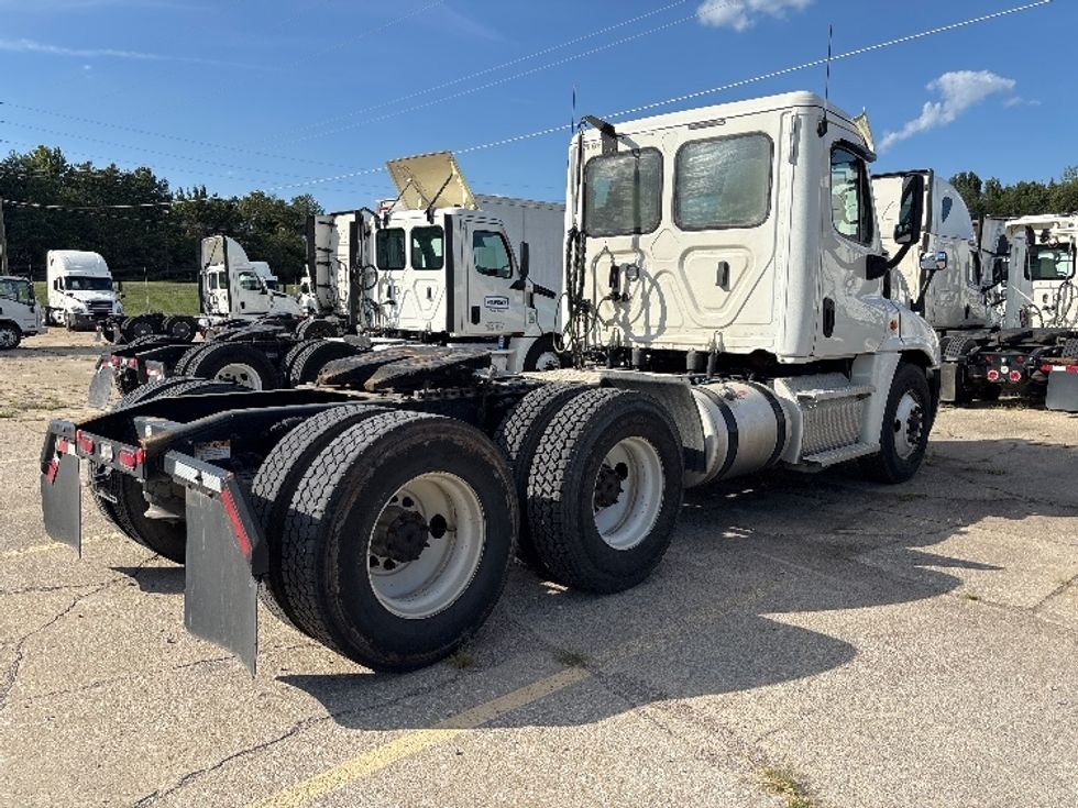 Day Cab Tractor-Heavy Duty Tractors-Freightliner-2020-Cascadia 12564ST-Birmingham-AL-457,886\n\t\tmiles-$ 44,750 - Image 7