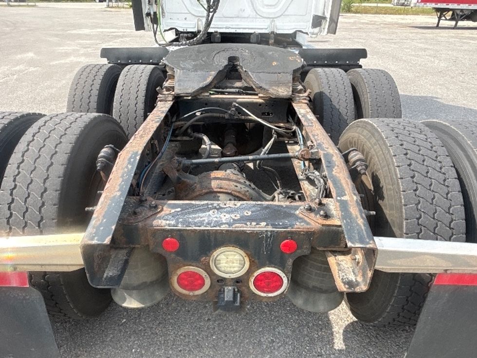 Day Cab Tractor-Heavy Duty Tractors-Freightliner-2020-Cascadia 12564ST-Braintree-MA-561,805\n\t\tmiles-$ 33,750 - Image 6