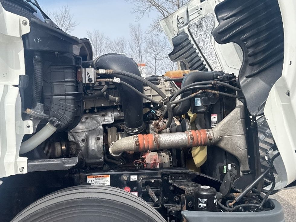 Day Cab Tractor-Heavy Duty Tractors-Freightliner-2020-Cascadia 12564ST-Brooklyn Park-MN-531,670\n\t\tmiles-$ 33,750 - Image 14