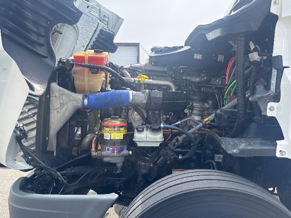 Day Cab Tractor-Heavy Duty Tractors-Freightliner-2020-Cascadia 12564ST-Brooklyn Park-MN-531,670\n\t\tmiles-$ 33,750 - Image 15